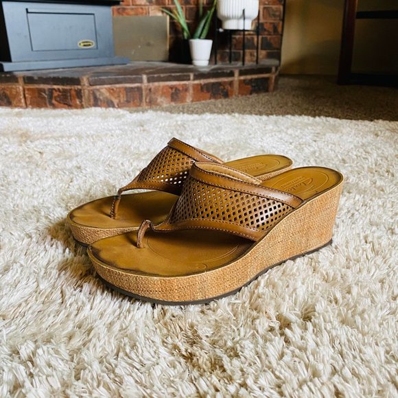 Clarks Shoes - Clarks Platform Strappy Wedge Sandals